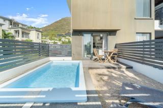 Golden Bloom - High-End Duplex w Private Pool - 2