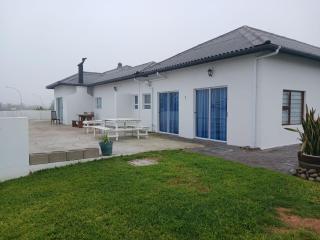 EBB Tide Guesthouse - 3