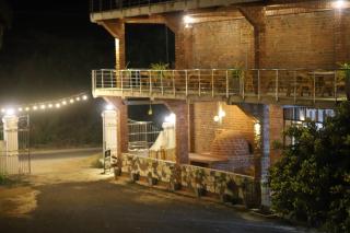 Lushy Glorious Hotel - 9