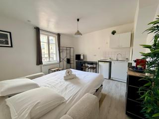 Studio centre-ville 5 min RER A - Paris 25 min - 1