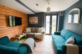 Cosy Budget 2BED Apartment Shared Kitchen - 9