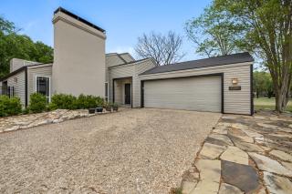 10 Sleeper, Pool and Lake Access, AC, BBQ Area - 7