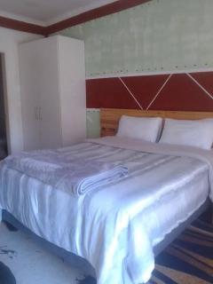 Run 'n Fire Garden Court - 1