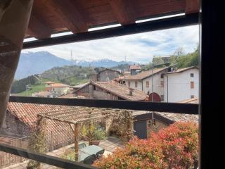 Appartamento rustico con travi a vista - 2