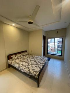 Elegant One-Bedroom Home Away from Home - 5