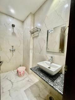 Hotel The Backpackers By SOT Hospitality - 6