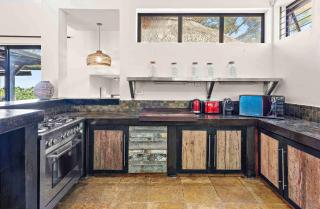 Villa Moana - Amazing Seaview Escape - 2