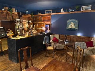 The Marine Hotel - 8