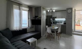 Lili's Sea View - 8