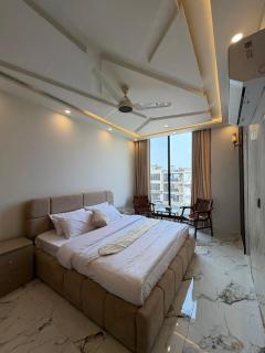 Marvel Service Appartments - 7