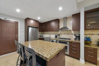 Finlayson Reach Luxury Bear Mountain Condo Views Patio & Amenities - 5