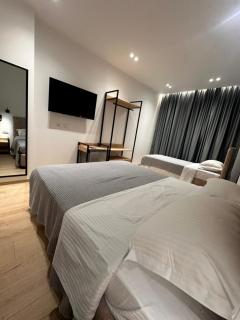 Logan Rooms Berat - 5