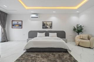 Mex 1 bedrooms Lekki phase1 - 3