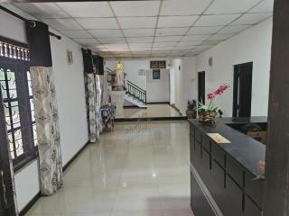 Winter Palace Inn - 1