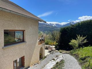 Gîte confort 15 couchages, vue panoramique Montagne Hautes Alpes, Terrasses - 4