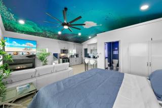 Reef Break Getaway Long-Term King Bed Laundry - 0