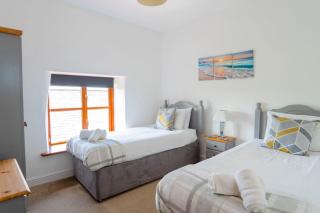 Olive Tree Cottage, Widemouth Bay, Stunning barn conversion, Bude - 3