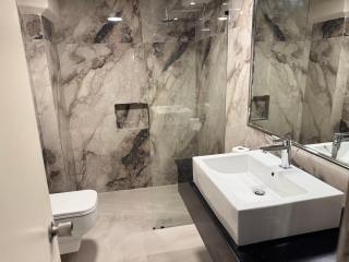 Serviced Apartments Clifton Block 2 , Karachi - 6