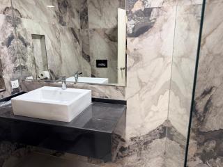 Serviced Apartments Clifton Block 2 , Karachi - 4