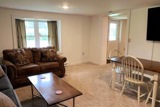Charming one bedroom just minutes to Middlebury! - 1