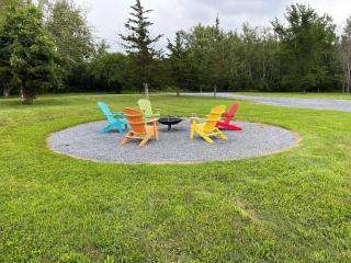 Tasteful two bedroom just minutes to Middlebury! - 5