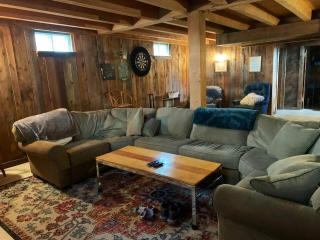 Beautiful timber frame just minutes to Middlebury! - 1