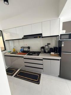 Modern Luxury 2BR at Shangri la - 3