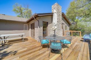 Midtown Tulsa Gem w/ MCM Decor: Private Deck, Yard - 8