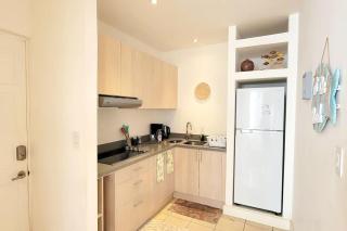 VV2 42 - Bright Tama 2BR Condo Walk to Beach and Pool - 7