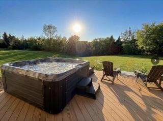 80-Acre Riverside Cabin with Hot Tub & Eagle's Nest! - 9