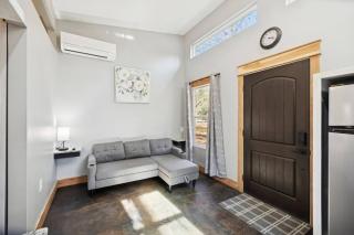 Cabin 5 - 4