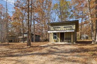 Cabin 4 - 9