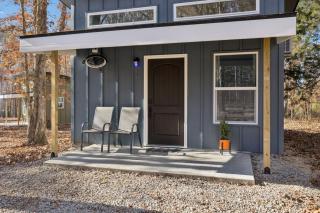 Cabin 4 - 5