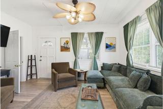 Riverfront Home with Guest House, Deck and Yard - 4