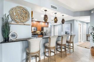 Luxury 2 Bed 2 Bath Waterfront Condo at Cape Harbour - 7
