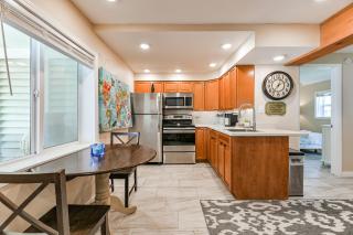 Beach Waves B - Steps Away from the Beach, Book Now! - 7