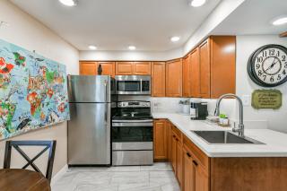 Beach Waves B - Steps Away from the Beach, Book Now! - 3