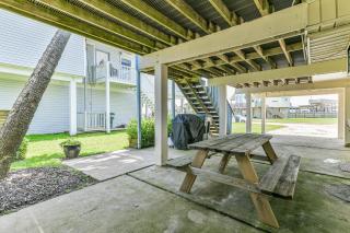 Beach Waves B - Steps Away from the Beach, Book Now! - 2