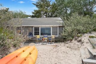Rustic Beachfront Cottage with Private Beach - 8