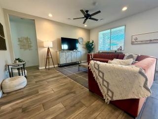 Private Pool! Avondale - Modern Mtn View Oasis - 1