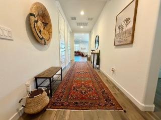 Private Pool! Avondale - Modern Mtn View Oasis - 2