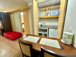 Studio c/ Sacada e 2 Ar-Cond. Vaga, 5min do Metrô - 3