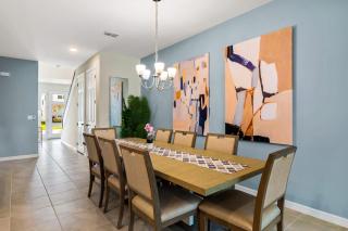 Spacious 4br Townhome w pool -Free BBQ - 9