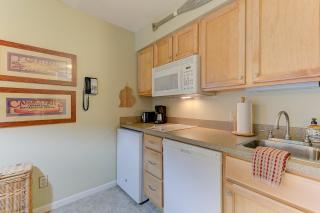 Cozy Country Lakeside Condo 5705 - 7