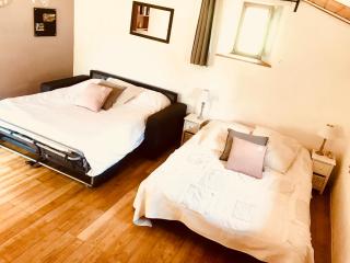 Studio calme avec jacuzzi privé - 1