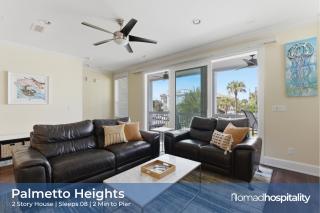 Be A Nomad - 4BR Beach Retreat - Steps to Sand - 0