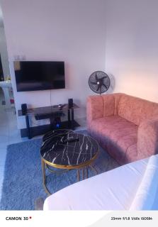 cozy designer studio with balcony and fast wifi - 0