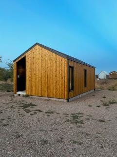 Cozy Suite by the Mennonite Museum - 7