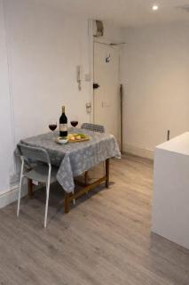 Stylish 1-Bed Flat in Trendy Montpelier, Bristol - 8