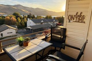Cozy Condo in Chelan with Balcony & Views - 2